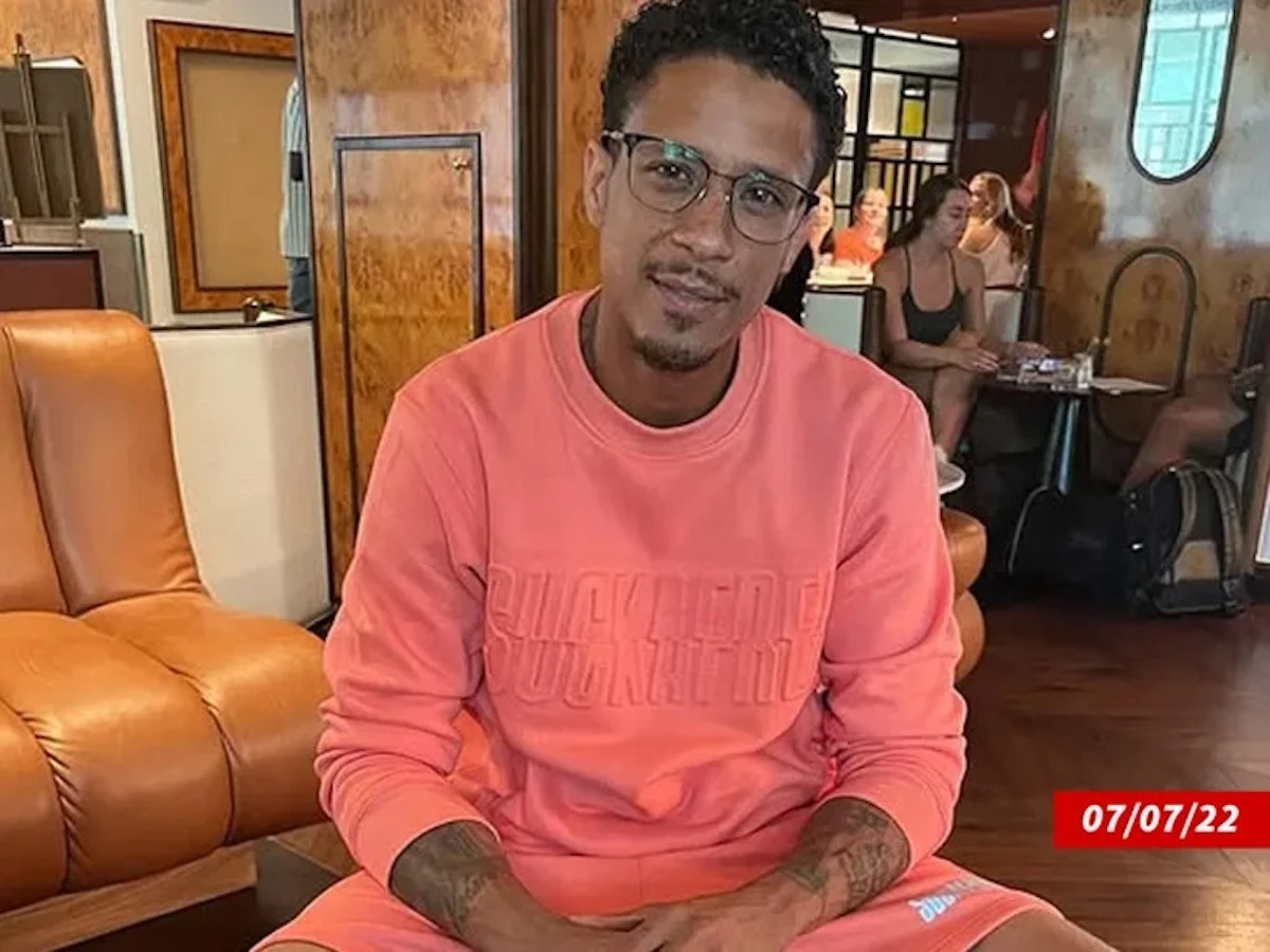 Floyd Roger Myers Jr. in scena nella sitcom Willy, il Principe di Bel-Air