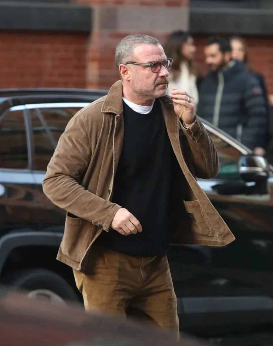 Liev Schreiber ritratto in primo piano