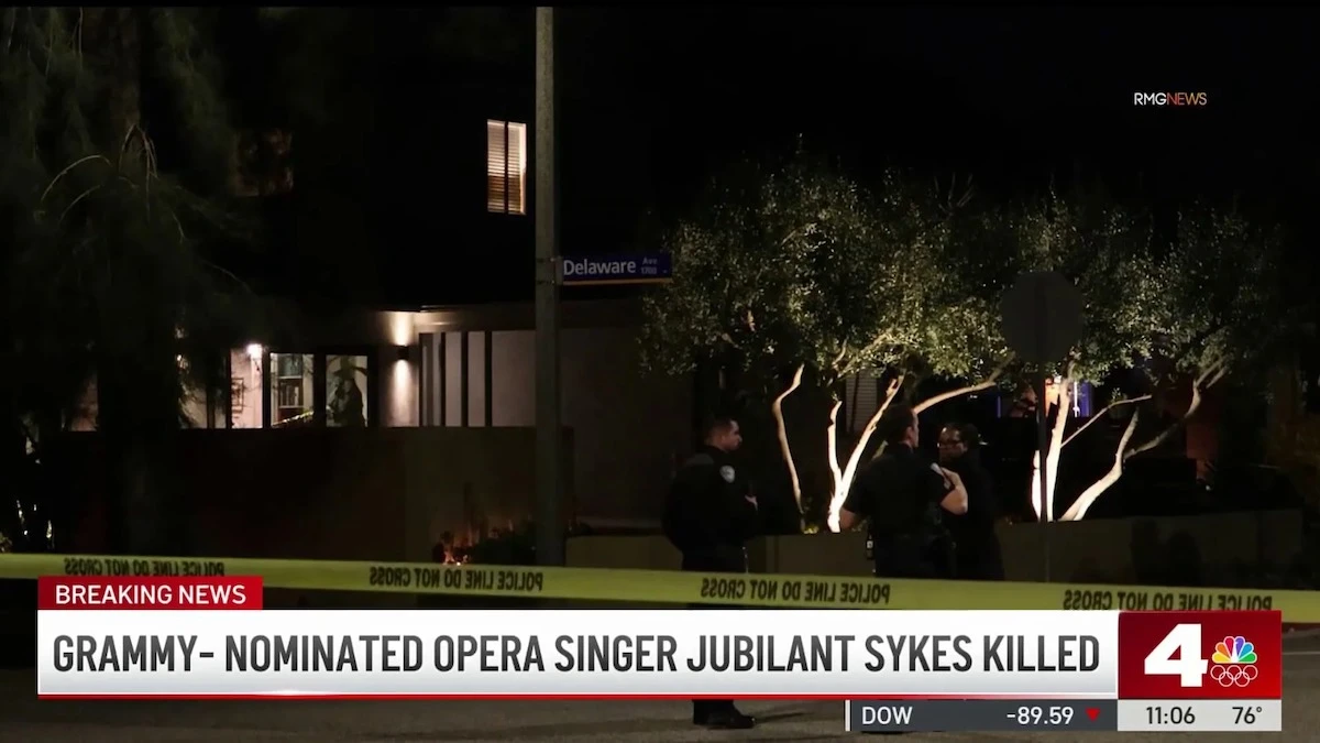 Jubilant Sykes in una foto promozionale