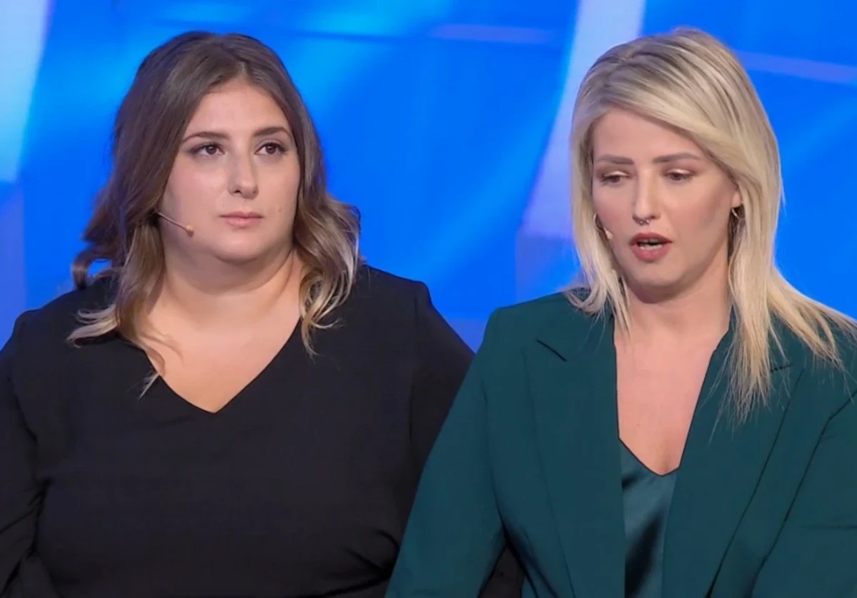 Le sorelle Federica e Valentina raccontano la loro versione dei fatti