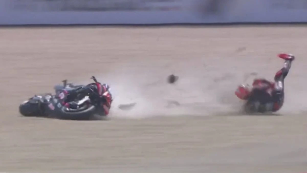 Incidente di Marco Bezzecchi durante il GP di Assen