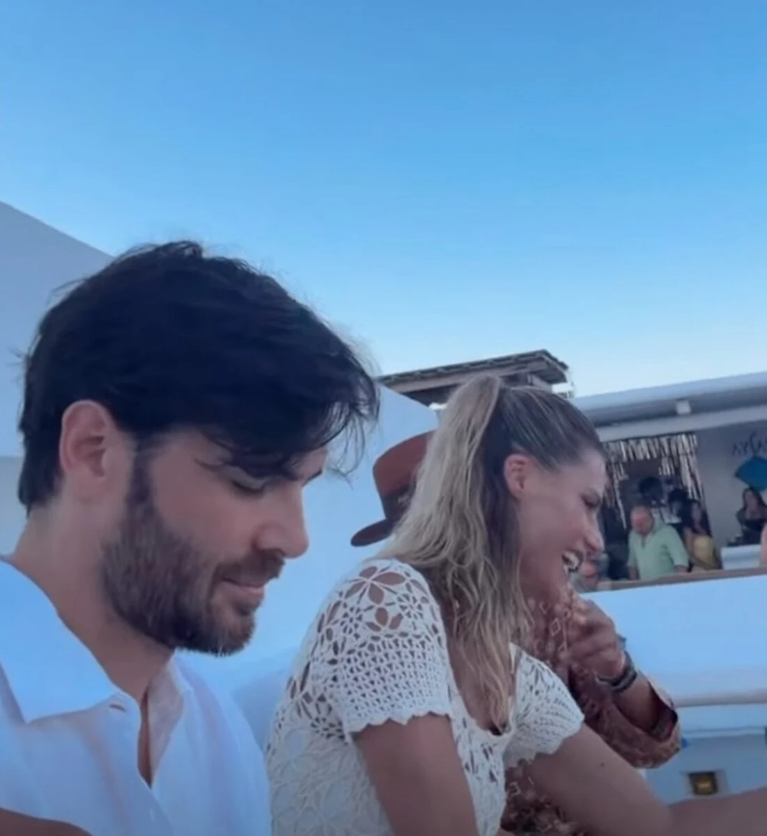 Michelle Hunziker e Giulio Berruti in barca
